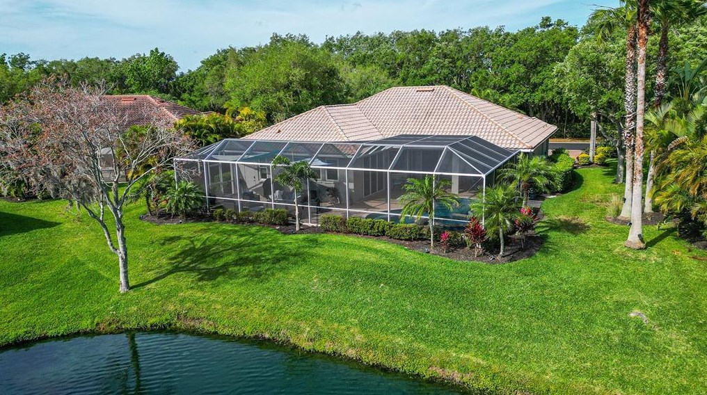 11407 Savannah Lakes Dr, Parrish FL  34219-2303 exterior