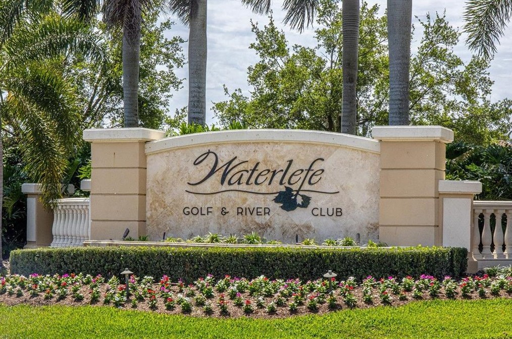 9623 Discovery Ter, Bradenton FL  34212-5203 exterior