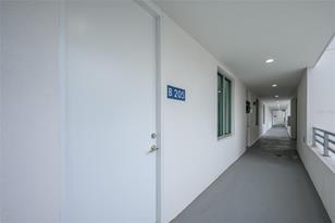 1703 N Tamiami Trl, Sarasota, FL 34234 - Photo 2