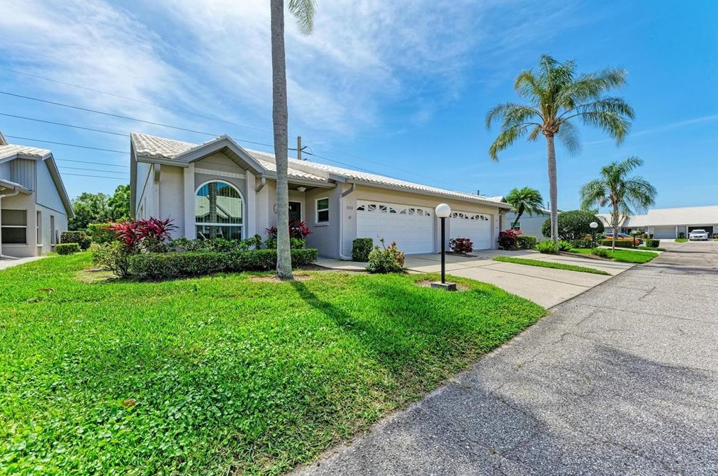 5372 Pamela Wood Way #7, Sarasota, FL 34233