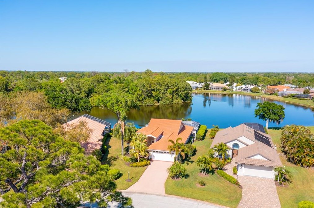 7561 Fairlinks Ct, Sarasota, FL 34243-3831