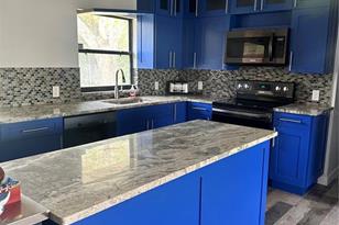 5624 29th St W, Bradenton, FL 34207