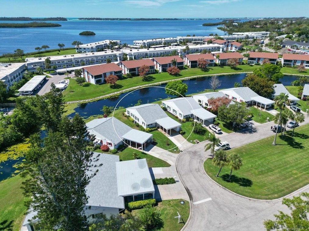 4720 Potomac Cir, Bradenton, FL 34210-2041