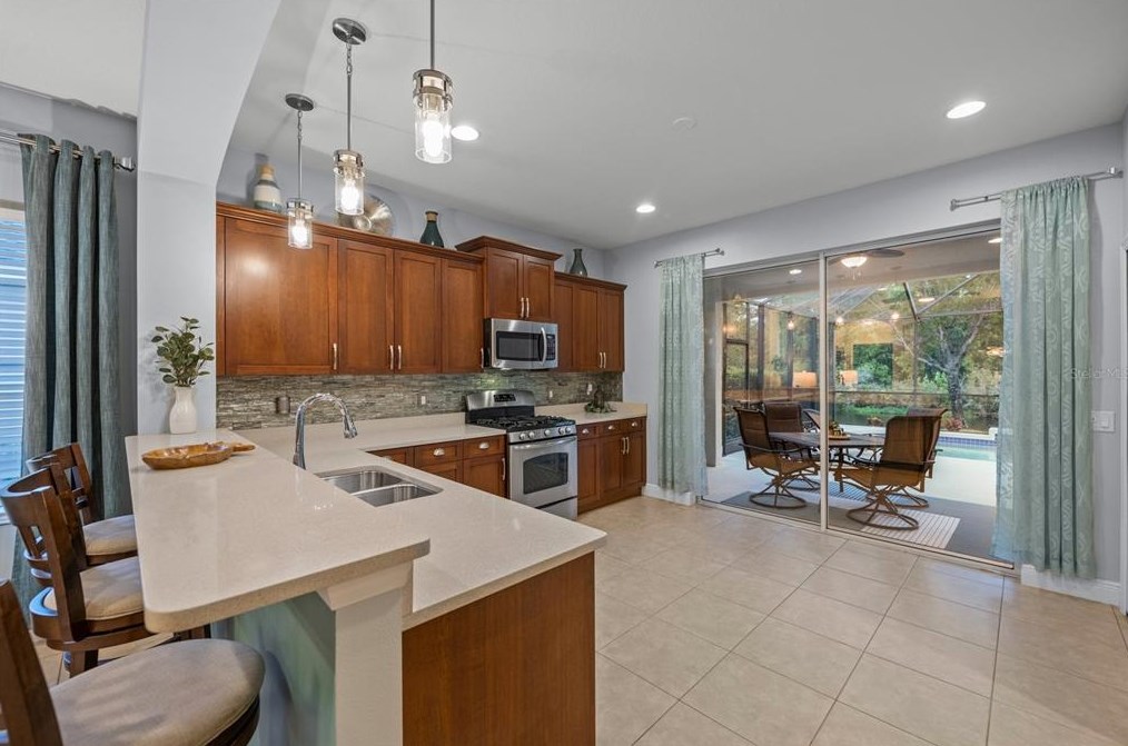 11316 White Rock Ter, Bradenton FL  34211-8481 exterior