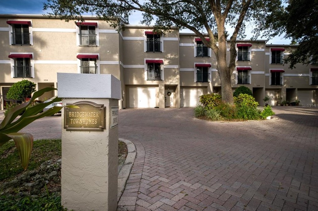 1706 Point Pleasant Ave, Bradenton, FL 34205-6823