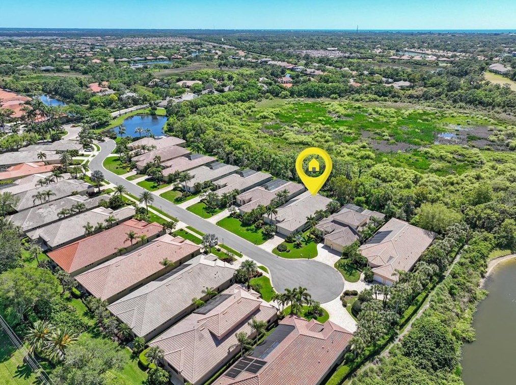 8816 Enclave Ct, Sarasota, FL 34238-4485