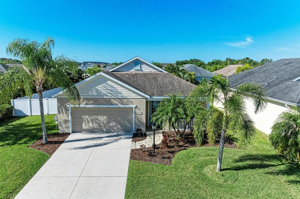 4812 Silvermoss Dr, Sarasota, FL 34243