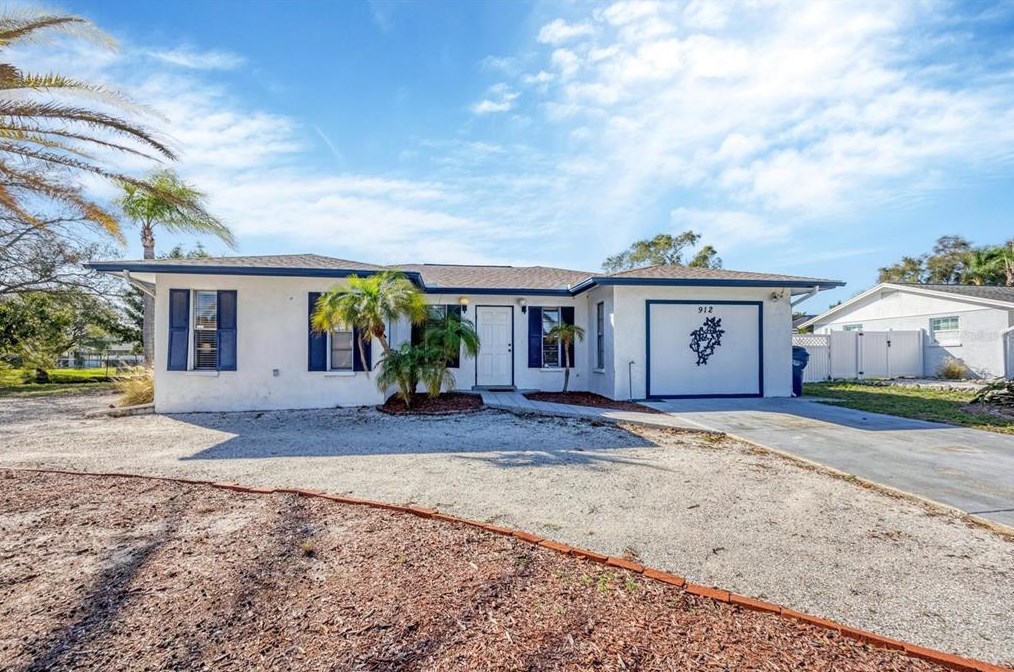 912 68th St Nw, Bradenton, FL 34209