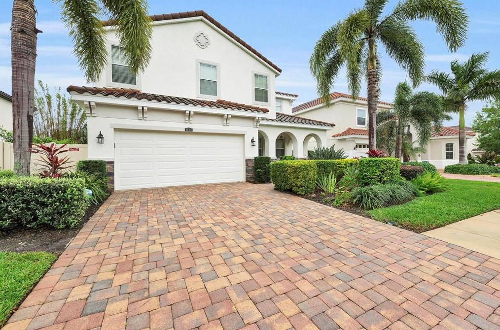 1804 Kenilworth St, Sarasota, FL 34231