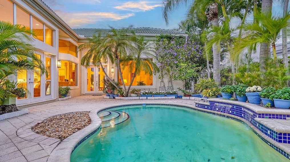 3536 Fair Oaks Ln, Longboat Key, FL 34228