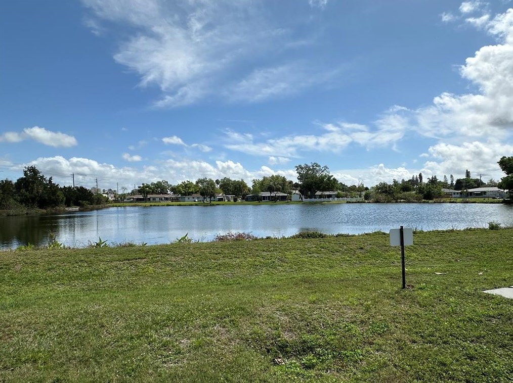 2950 Clark Rd, Sarasota FL  34231-6249 exterior