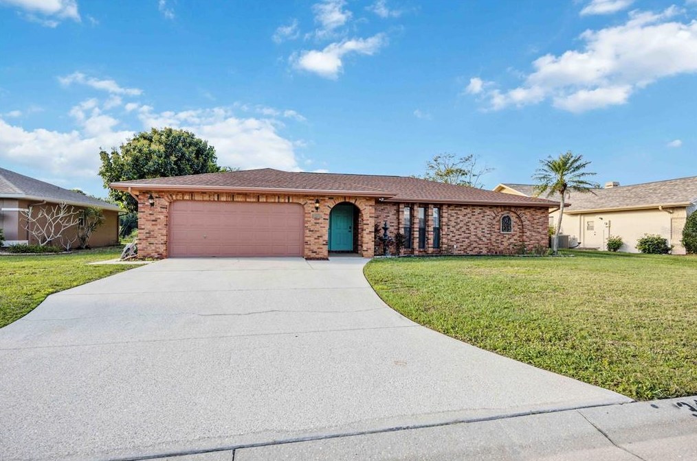 3410 47th Ave, Bradenton, FL 34203-3995