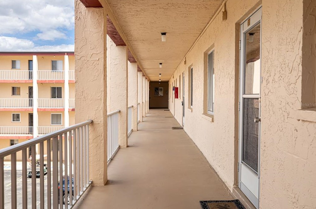 4177 Heron Way, Bradenton, FL 34205-5053