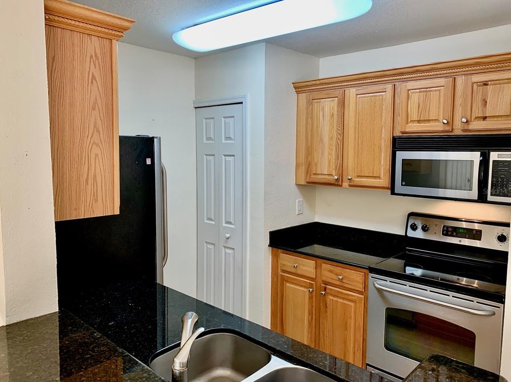 4009 Crockers Lake Blvd Apt 1216, Sarasota, FL 34238