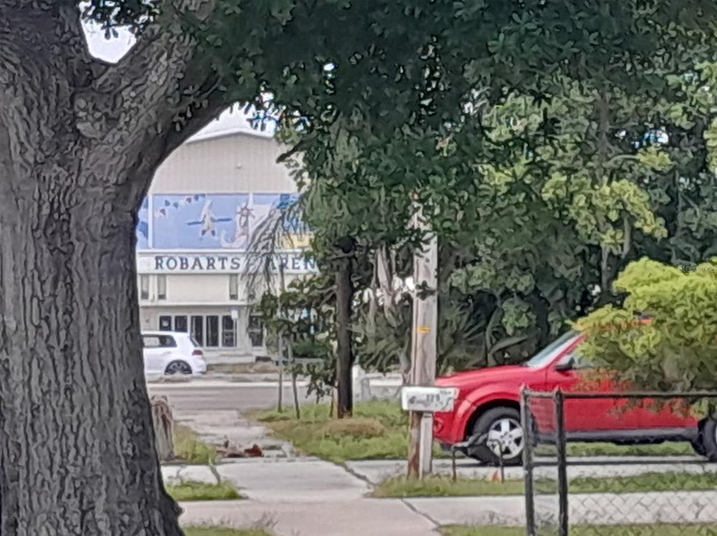 133 Conrad Ave, Sarasota FL 34237-5314 exterior