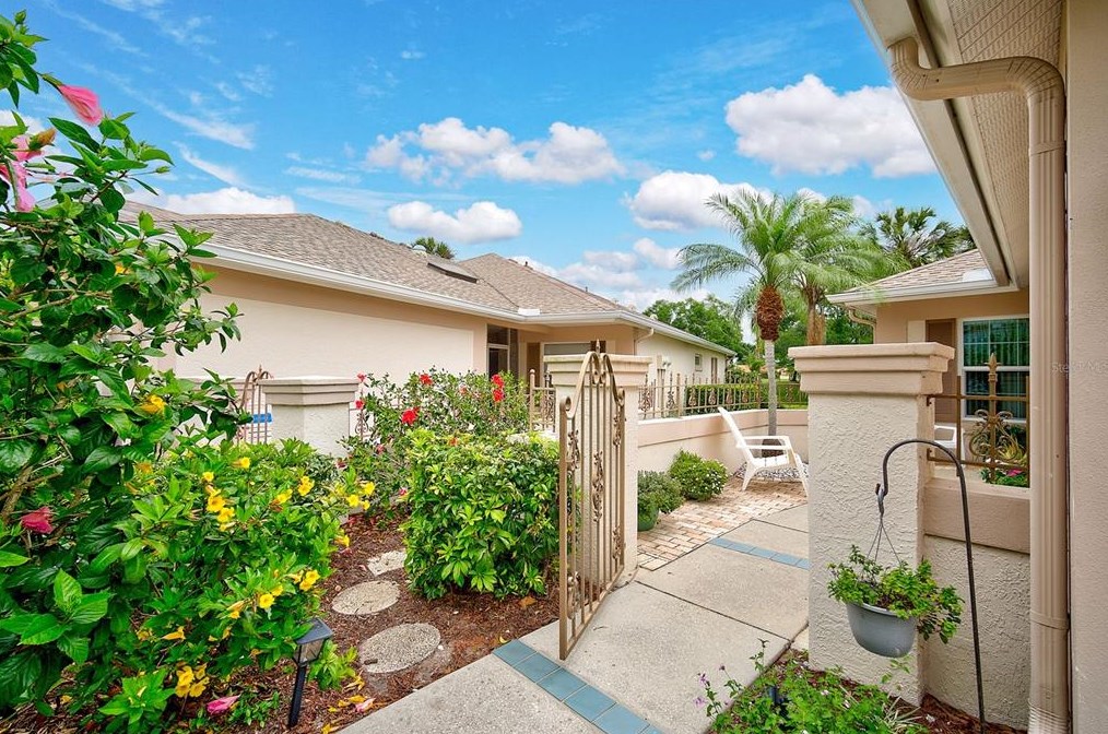 4726 Sand Trap Street Cir, Bradenton, FL 34203-4065