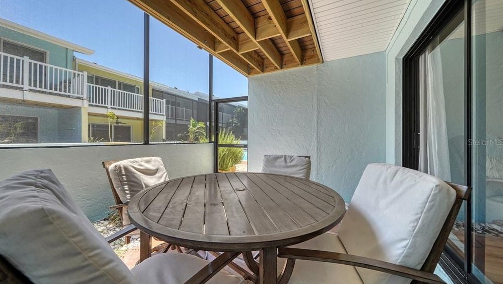 1760 Stickney Point Rd, Sarasota, FL 34231-8815