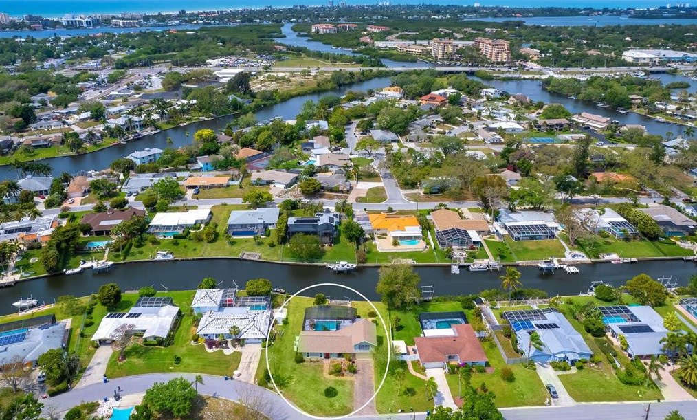 5604 Merrimac Dr, Sarasota, FL 34231-4119