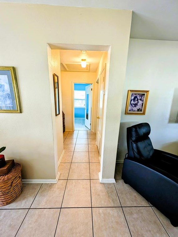 2068 Garden Ln, Bradenton FL  34207-8553 exterior