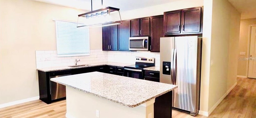 7421 35th Ln E, Sarasota, FL 34243