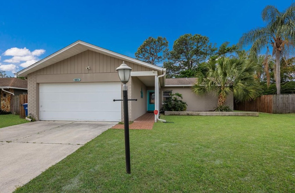 4071 Palau Dr, Sarasota, FL 34241