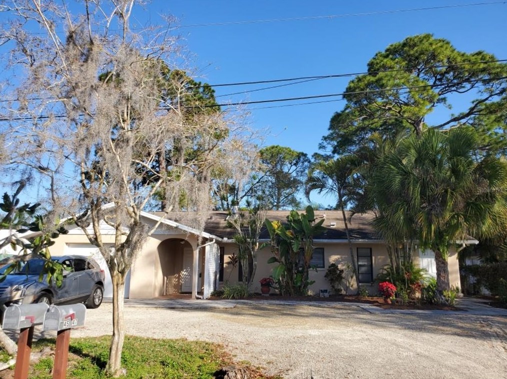 4545 Hale St, Sarasota, FL 34233