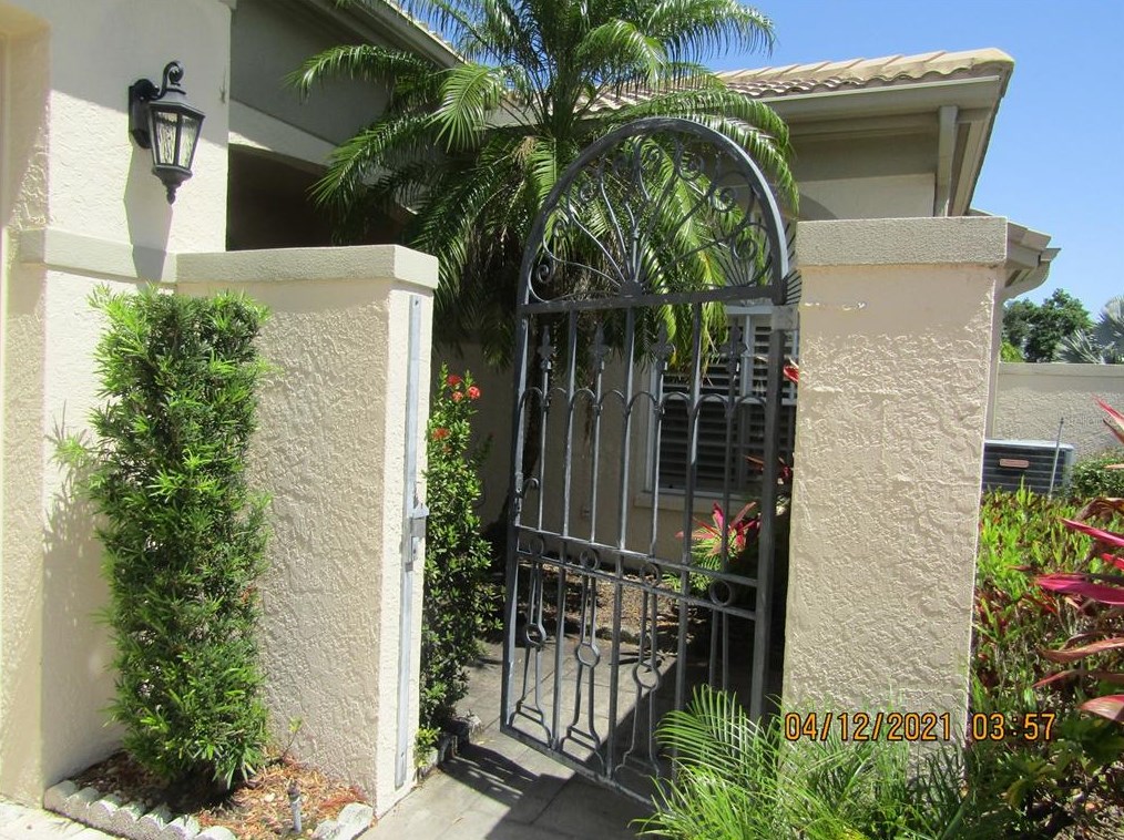 3340 Hadfield Greene, Sarasota, FL 34235-5136