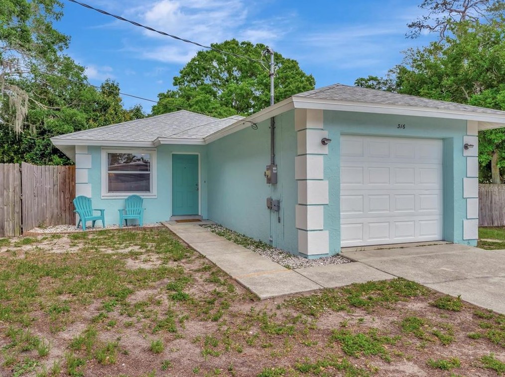 316 Pennsylvania Ave, Osprey, FL 34229