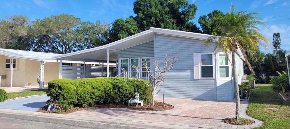 3393 Oakwood Blvd, Sarasota, FL 34237-7410
