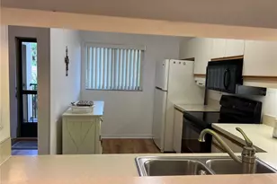 5555 Ashton Way, Sarasota, FL 34231 - Photo 10