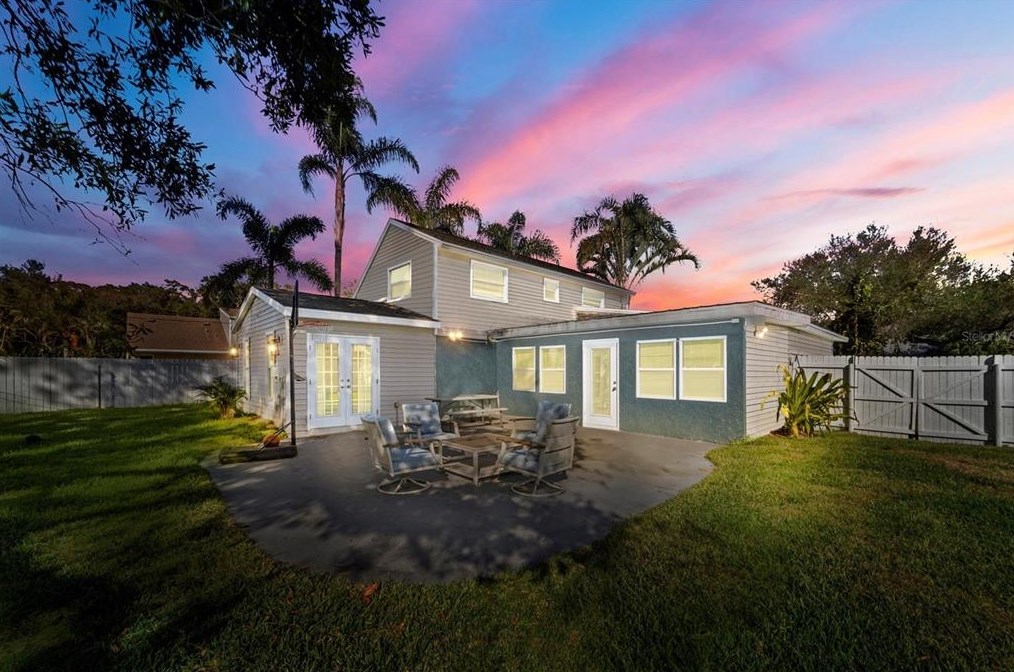 4518 Nelson Ave, Sarasota, FL 34231-7517