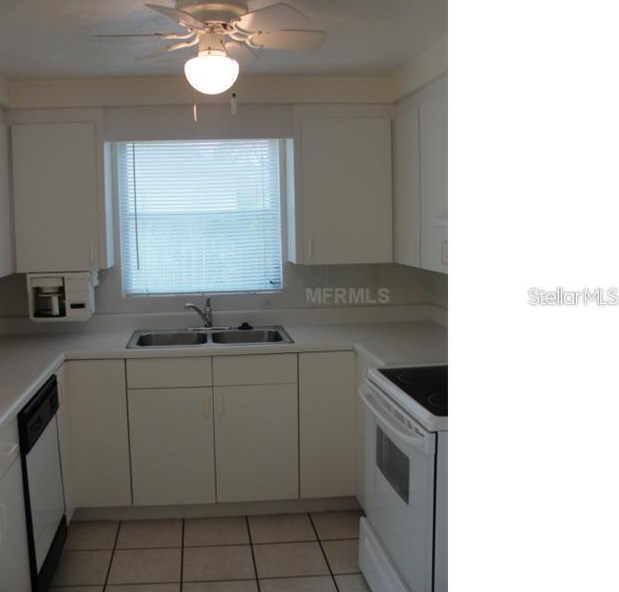 7461 Cass Cir, Sarasota, FL 34231-7033