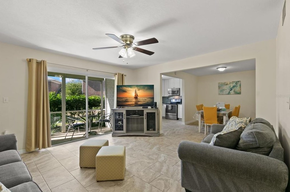 3922 37th St S #30, Saint Petersburg, FL 33711