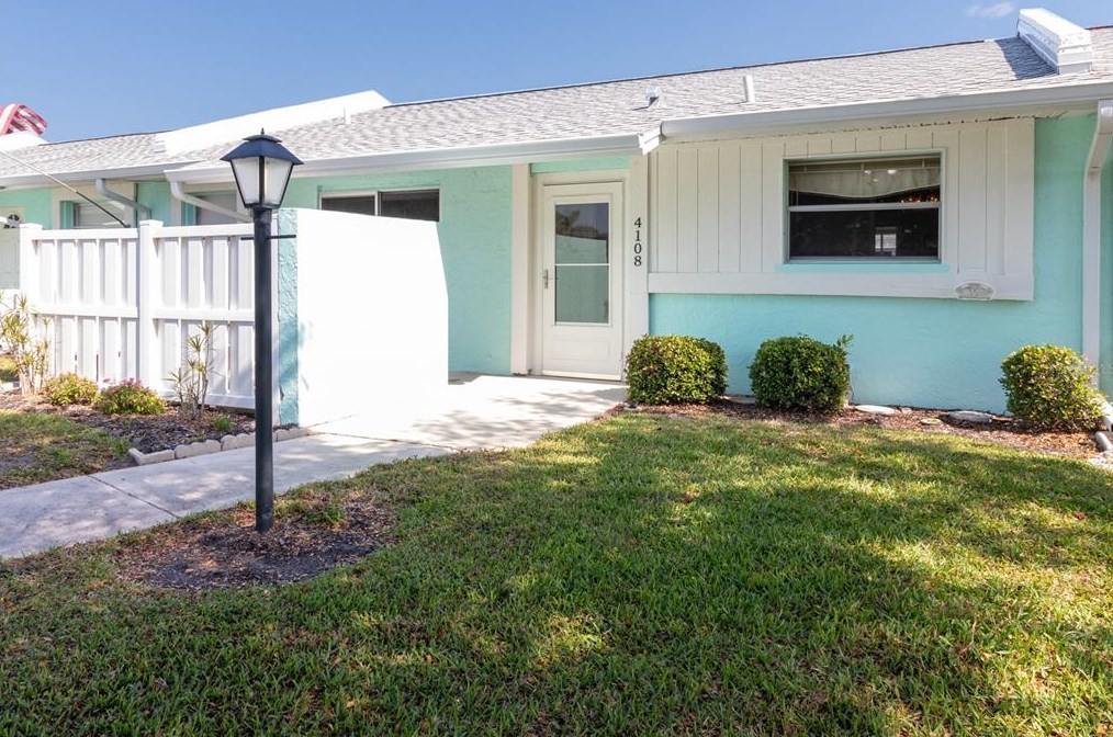 4108 38th Ave, Bradenton, FL 34208-6933