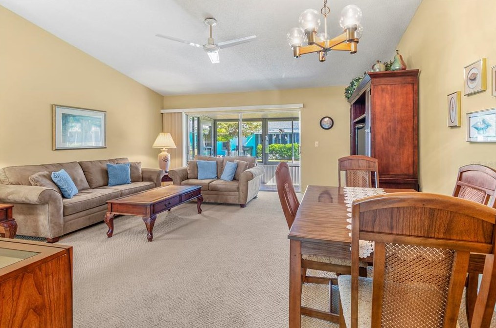 4108 38th Ave, Bradenton FL  34208-6933 exterior