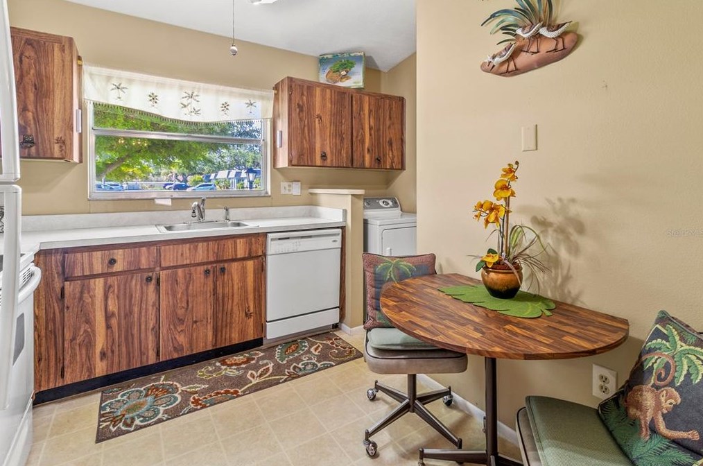 4108 38th Ave, Bradenton FL  34208-6933 exterior