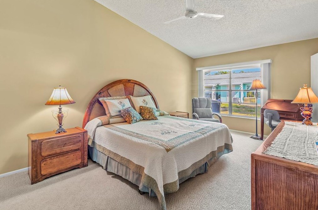 4108 38th Ave, Bradenton FL  34208-6933 exterior