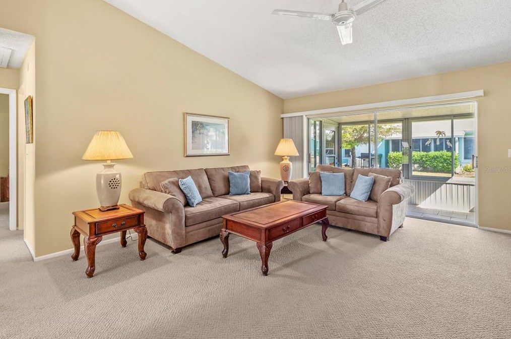 4108 38th Ave, Bradenton FL  34208-6933 exterior