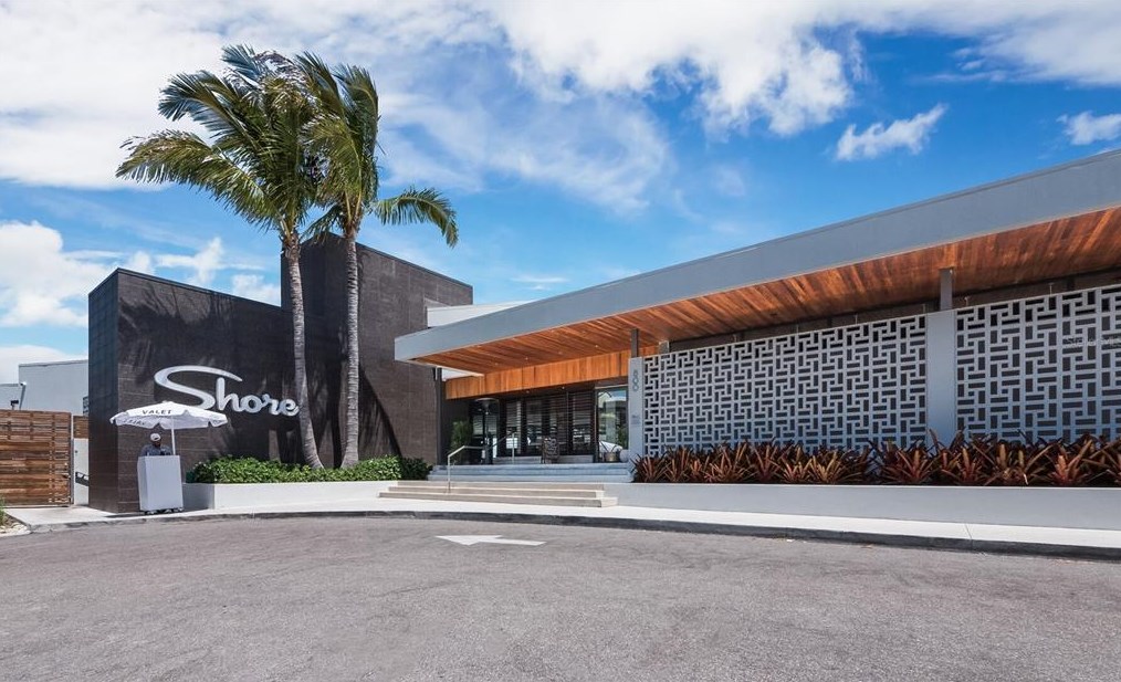 680 Fox St, Longboat Key FL 34228-1020 exterior