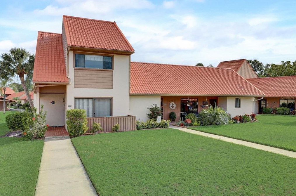 6503 Draw Ln, Sarasota, FL 34238-5194