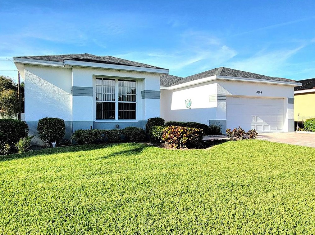4609 50th Ave W, Bradenton, FL 34210