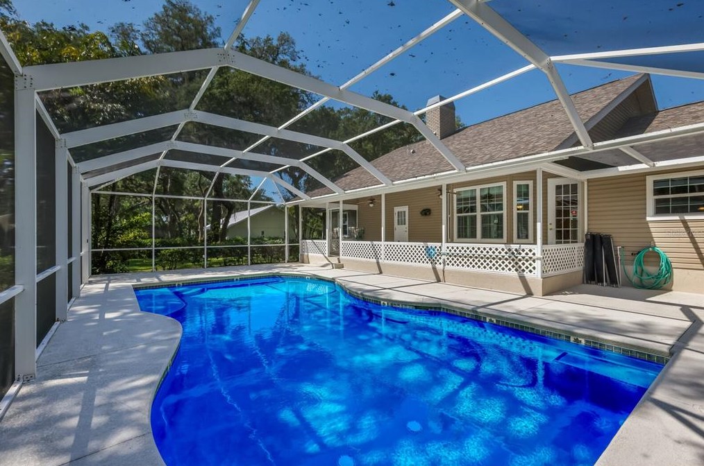 2201 64th Street Ct, Bradenton, FL 34208-6438
