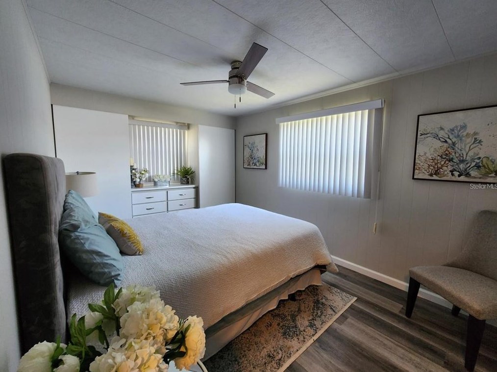 111 49th Ave W, Bradenton, FL 34207