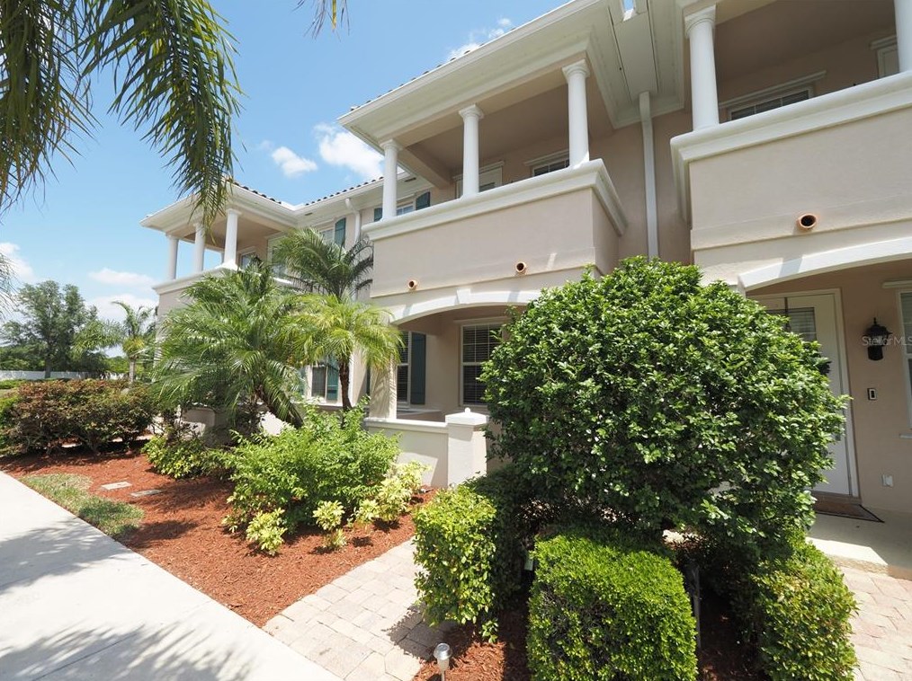 1648 Napoli Dr W, Sarasota, FL 34232