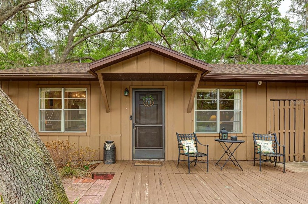 8117 18th Ave E, Palmetto, FL 34221
