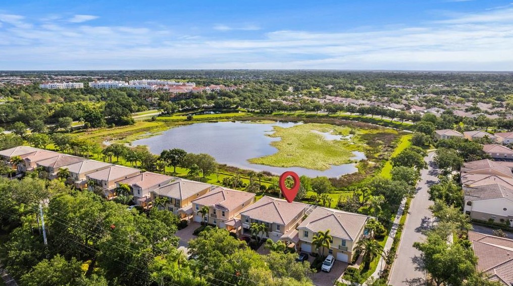 7588 Andora Dr, Sarasota, FL 34238-4749