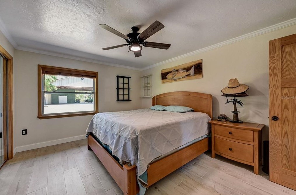 6109 45th Avenue Dr, Bradenton FL  34203-9501 exterior