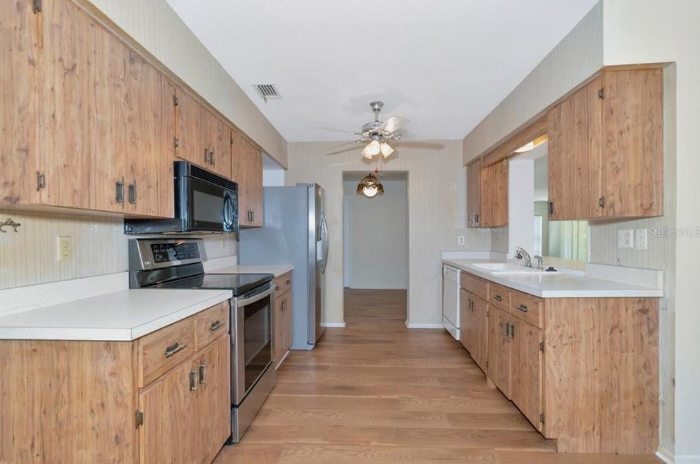 1208 78th St Nw, Bradenton, FL 34209