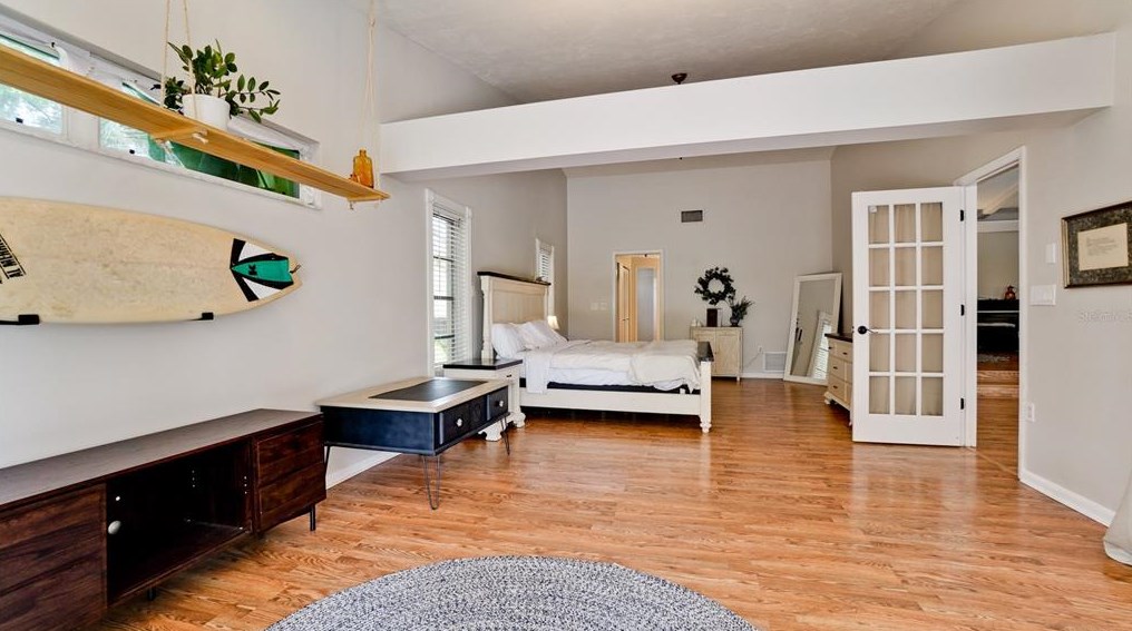 5346 Dominica Cir, Sarasota FL  34233-3817 exterior