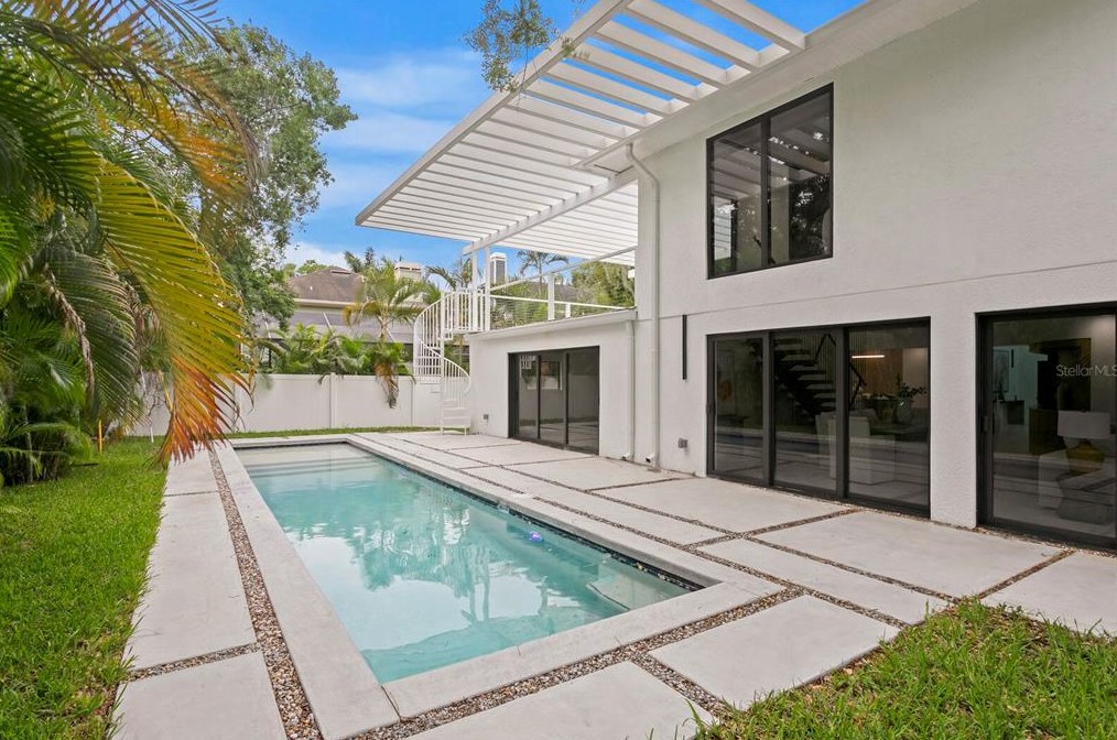 4408 Macdill Ave, Tampa FL  33611-2714 exterior